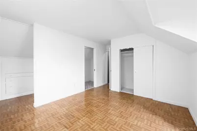 38 Gramercy Avenue, Yonkers, NY 10701 - Photo 21