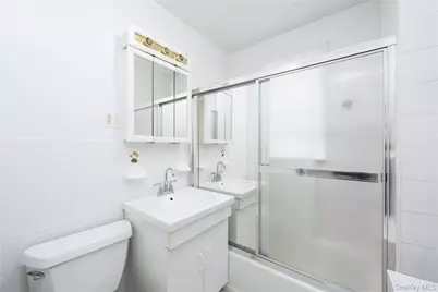 38 Gramercy Avenue, Yonkers, NY 10701 - Photo 13