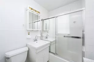 38 Gramercy Ave, Yonkers, NY 10701 - Photo 13