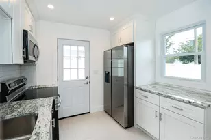 50 Carlls Path, North Babylon, NY 11703 - Photo 7