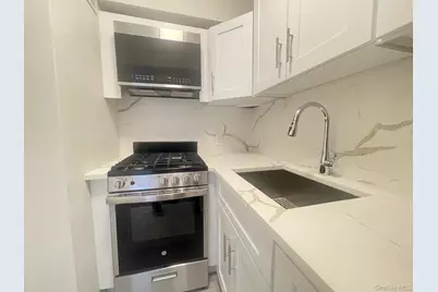 5930 108th Street #7HH, Corona, NY 11368 - Photo 7