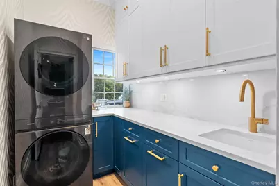 11 Crick Holly Lane, East Islip, NY 11730 - Photo 11