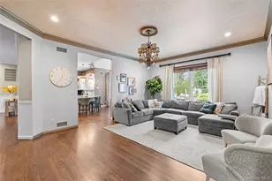 11 Crick Holly Ln, East Islip, NY 11730 - Photo 9