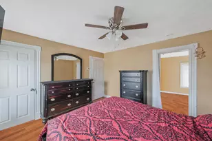 46 Lincoln Ave, Sayville, NY 11782 - Photo 33