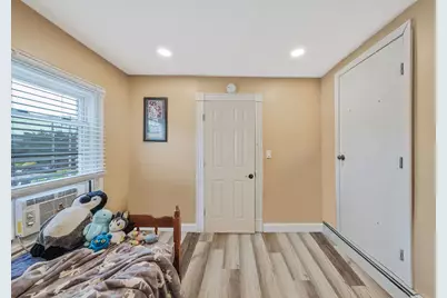 46 Lincoln Avenue, Sayville, NY 11782 - Photo 21