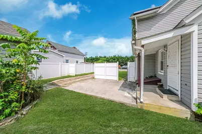 46 Lincoln Avenue, Sayville, NY 11782 - Photo 9