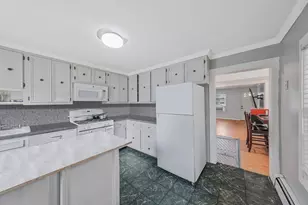 46 Lincoln Ave, Sayville, NY 11782 - Photo 27