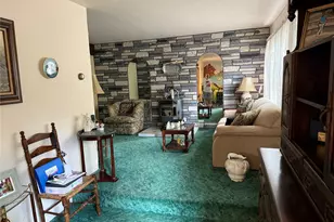 1 Hillside Ln, Huntington, NY 11743 - Photo 7