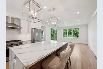 2 Arthur Place, Woodbury, NY 11797 - Photo 9