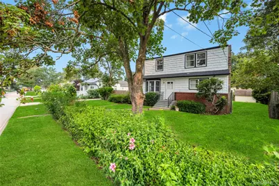 10 Saint Andrews Drive, Brentwood, NY 11717 - Photo 1