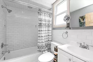 16 Farnum St, Lynbrook, NY 11563 - Photo 19