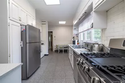 150 E Beech Street, Long Beach, NY 11561 - Photo 11