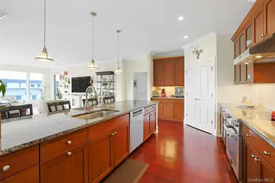 16 Rivers Edge Drive #408, Tarrytown, NY 10591 - Photo 9