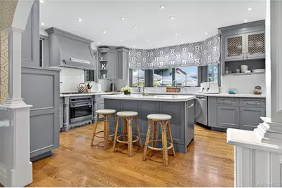 19 E Williston Avenue, East Williston, NY 11596 - Photo 15