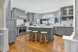 19 E Williston Ave, East Williston, NY 11596 - Photo 15