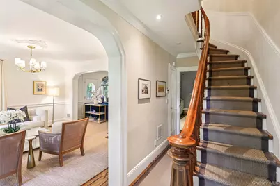 19 E Williston Avenue, East Williston, NY 11596 - Photo 27