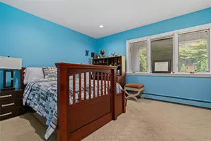 2 Bristol Dr, Woodbury, NY 11797 - Photo 29