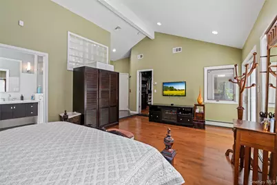 2 Bristol Drive, Woodbury, NY 11797 - Photo 21