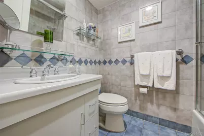 171-06 76th Avenue, Fresh Meadows, NY 11366 - Photo 47