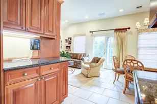 171-06 76th Ave, Fresh Meadows, NY 11366 - Photo 23