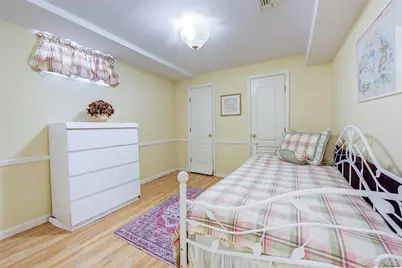 171-06 76th Avenue, Fresh Meadows, NY 11366 - Photo 45