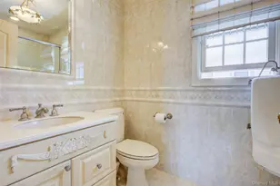 171-06 76th Ave, Fresh Meadows, NY 11366 - Photo 37