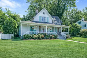 45 Shore Rd, East Setauket, NY 11733 - Photo 3