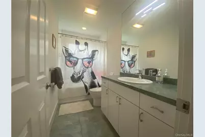 19 West End Avenue, East Quogue, NY 11942 - Photo 37