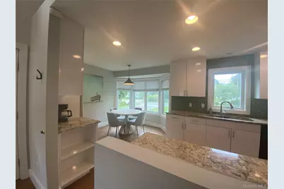 19 West End Avenue, East Quogue, NY 11942 - Photo 15