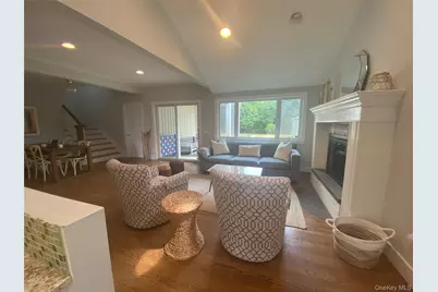 19 West End Avenue, East Quogue, NY 11942 - Photo 11