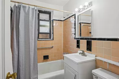 65-39 108th Street #E-10, Forest Hills, NY 11375 - Photo 17