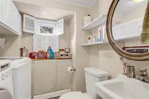 57 Elizabeth Dr, Bethpage, NY 11714 - Photo 11