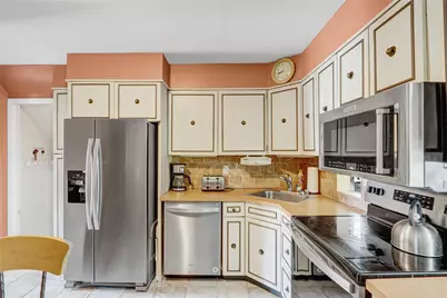 57 Elizabeth Drive, Bethpage, NY 11714 - Photo 7