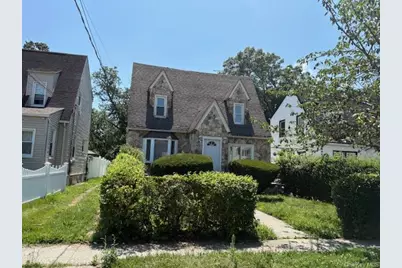 110 Woodside Avenue, Freeport, NY 11520 - Photo 1