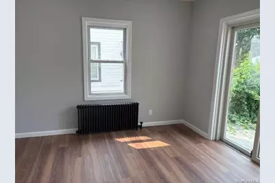 110 Woodside Avenue, Freeport, NY 11520 - Photo 7