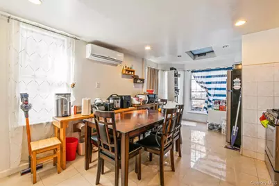 44-06 Jessie Court, Little Neck, NY 11363 - Photo 5