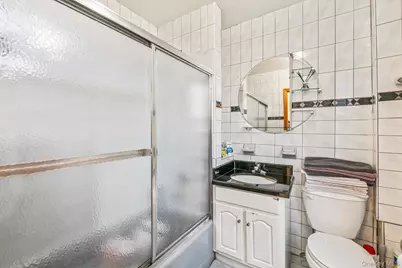 44-06 Jessie Court, Little Neck, NY 11363 - Photo 7