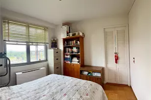 6120 Grand Central Pkwy, Forest Hills, NY 11375 - Photo 9