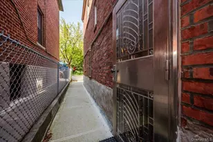 1861 Hering Ave, Bronx, NY 10461 - Photo 21