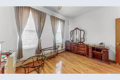 31-71 32 Street, Astoria, NY 11106 - Photo 7