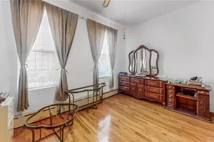 31-71 32nd St, Astoria, NY 11106 - Photo 7