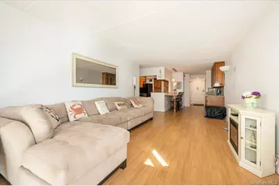730 W Broadway #2J, Long Beach, NY 11561 - Photo 5