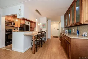 730 W Broadway, Long Beach, NY 11561 - Photo 7