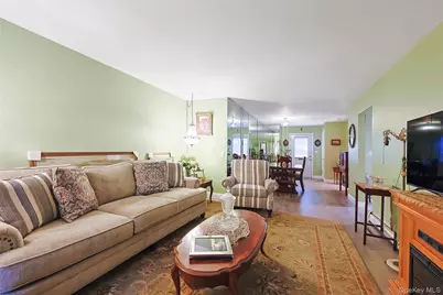 10 Harbour Lane #5A, Oyster Bay, NY 11771 - Photo 21