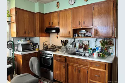 10759 128th Street, Richmond Hill, NY 11419 - Photo 11