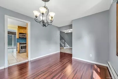 5 Montrose Lane, East Northport, NY 11731 - Photo 9