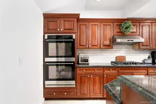 8 Miller Ave, Shoreham, NY 11786 - Photo 9