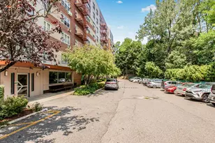 1 Balint Dr, Yonkers, NY 10710 - Photo 21