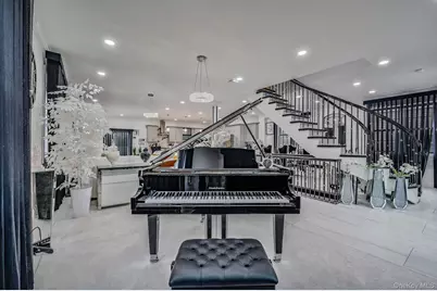 183 Arthur Avenue, Floral Park, NY 11001 - Photo 3