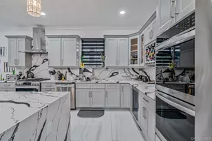 183 Arthur Ave, Floral Park, NY 11001 - Photo 5